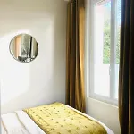 Appartement Avec Grande Terrasse *