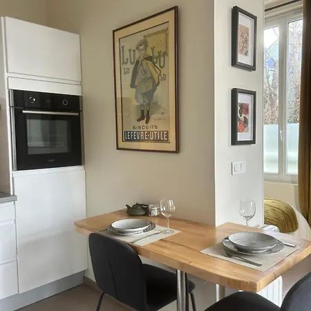 Avec Grande Terrasse Apartamento *